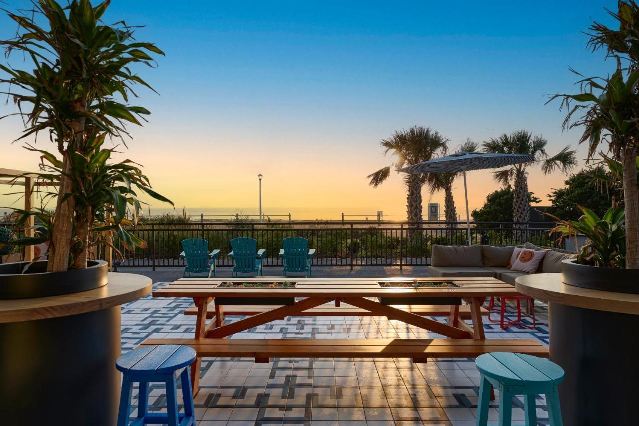 Moxy Virginia Beach Oceanfront Bagian luar foto