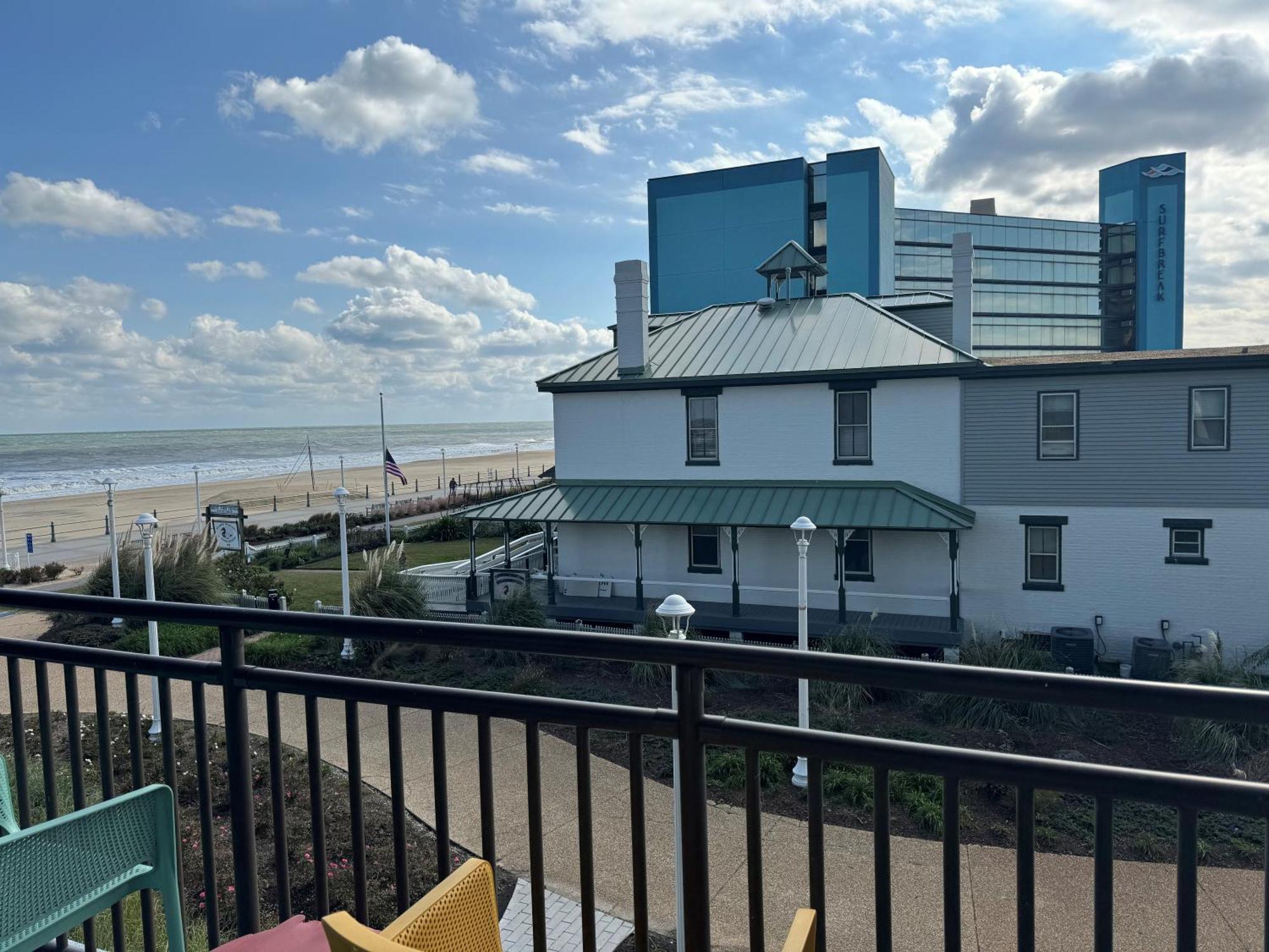 Moxy Virginia Beach Oceanfront Bagian luar foto