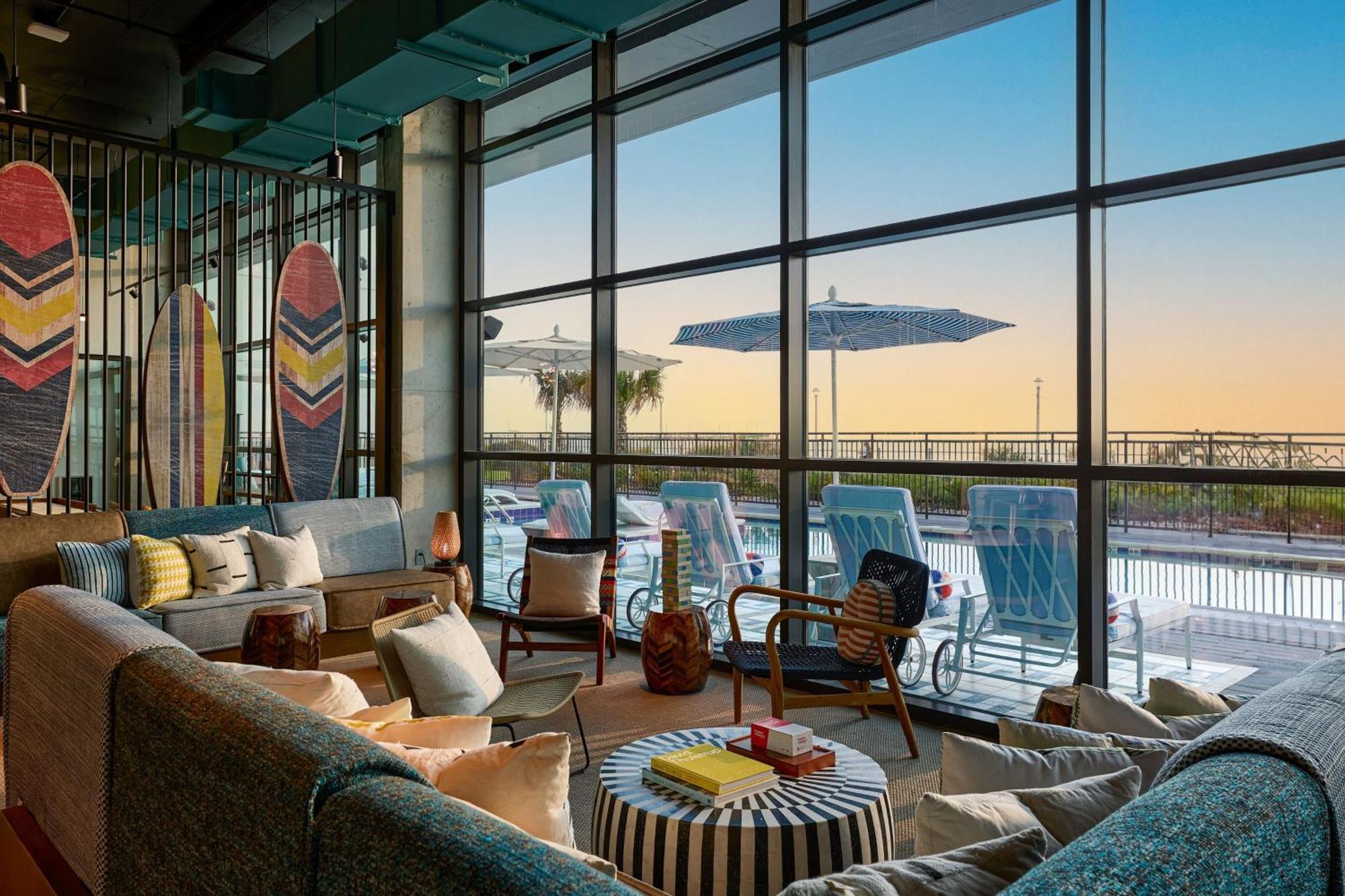 Moxy Virginia Beach Oceanfront Bagian luar foto