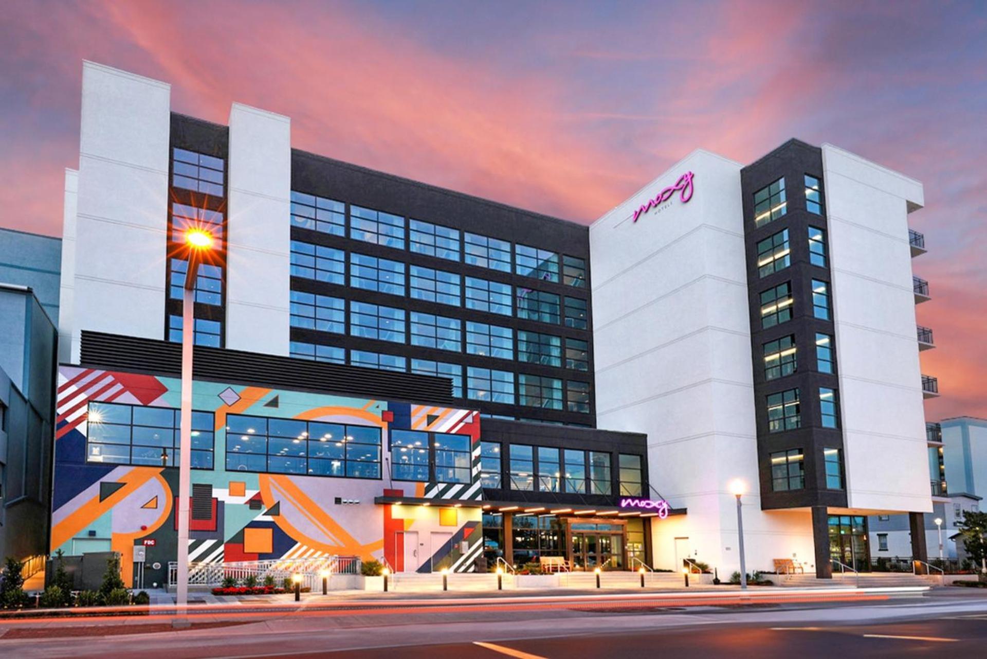 Moxy Virginia Beach Oceanfront Bagian luar foto